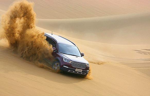 「九零后聊车」又一国产车要“凉”？开8年没故障，可惜名字起错了，7万都卖不动