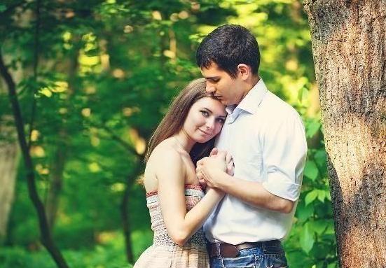 晚安墨然@男人对一个人动了真情，八成会变成这个样子，很真实