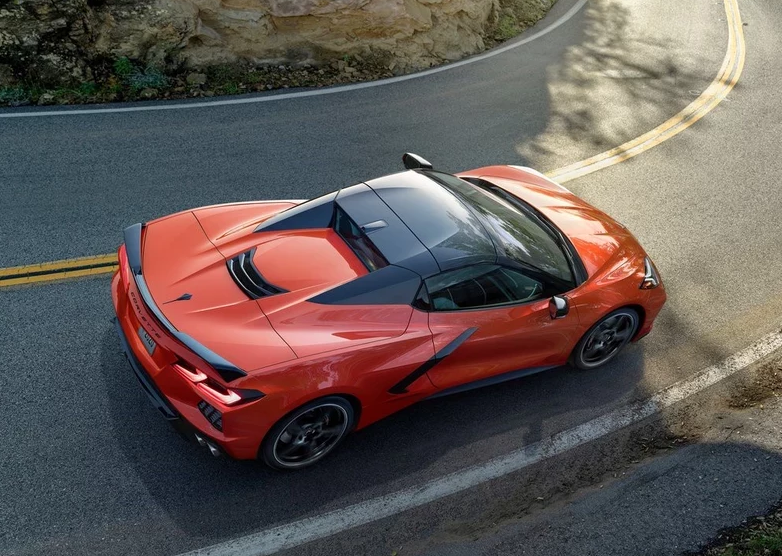 【车家号】美国的国宝级跑车更新，车标似五菱，495马力带敞篷