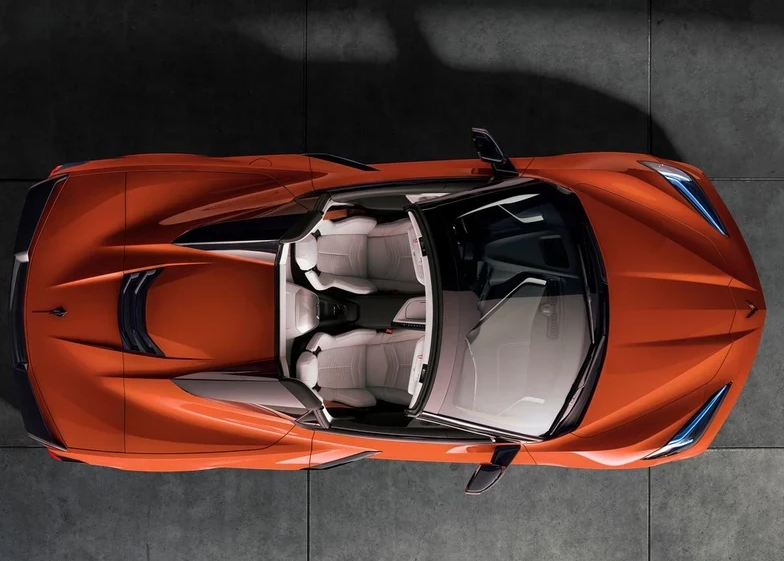 【车家号】美国的国宝级跑车更新，车标似五菱，495马力带敞篷