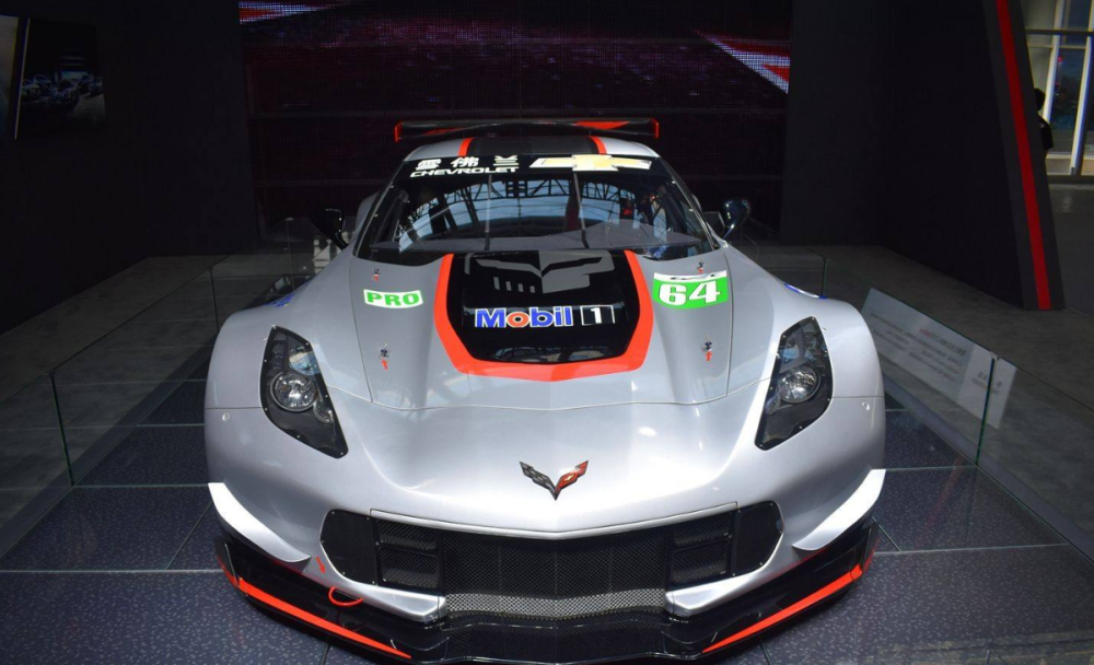 【车家号】美国的国宝级跑车更新，车标似五菱，495马力带敞篷