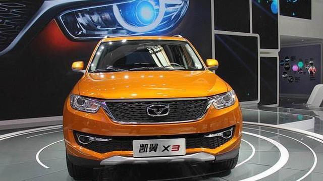 「十渡车神」五粮液投资24亿，打造出这款车，看见车标后：果然是卖酒的