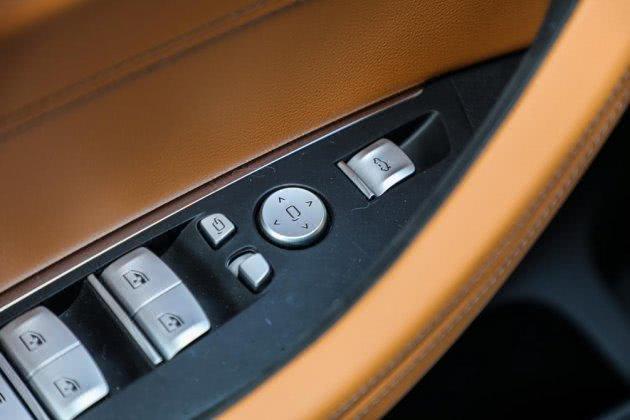 「车先森」上市被批现一路飘红，2.0T配采埃孚8AT，一流硬件月均破万