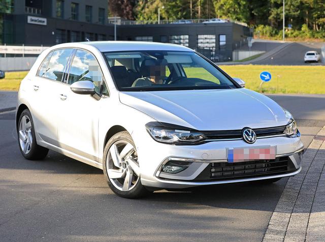 [值么君]科技配置全面提升，全新高尔夫8低伪装曝光