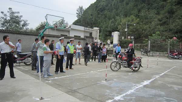 车家号■有了C1驾照怎么考摩托车驾照？有限制吗？看完流程，车主直摇头