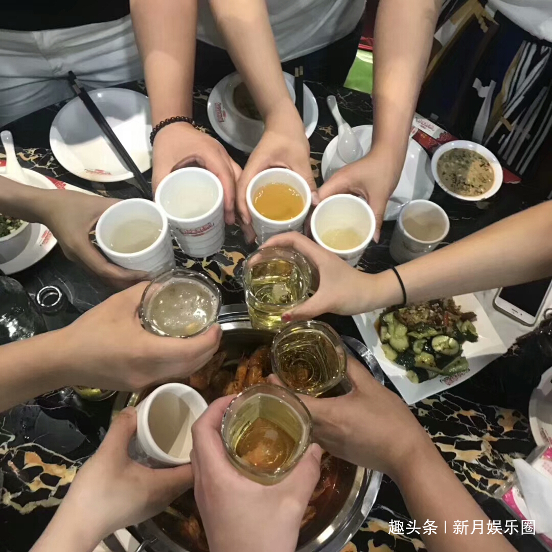 [新月娱乐圈]职场生存法则，做个聪明女人