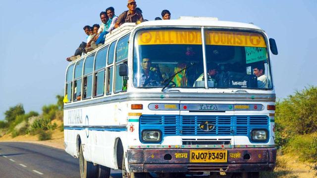 「车界V」连续多月下滑，印度人为什么不买车了？