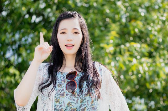 「琉璃红孔雀」被男人“套路”的妹子，掌握4个方法，恋爱才能保鲜