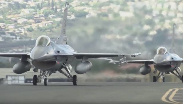 美国四代机遭市场冷遇，为改变窘境，准备向越南和印度出售F-16