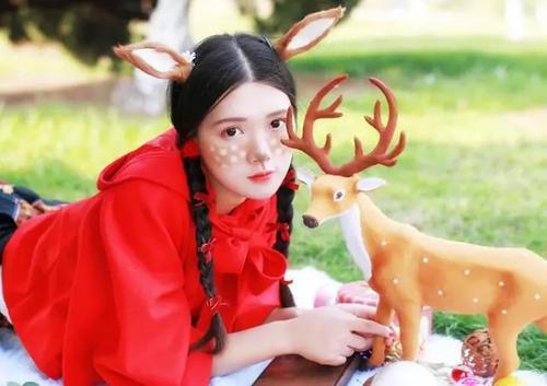 「幸福的拉拉」感情中，一个女人是否在乎你，通过3个小细节就能看出来