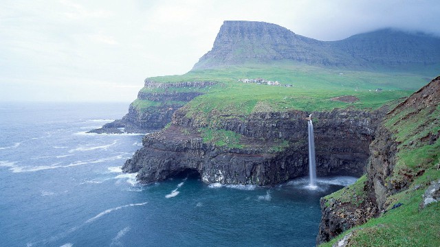 #猫咪咪谈娱乐#女生坚强到心酸的说说，句句痛彻心扉心，送给正消极的你