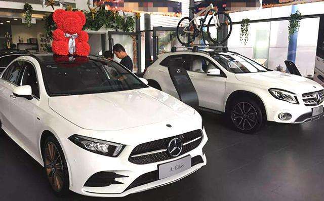 汽车超级粉丝：燃油机“淘汰”刻不容缓？国六车主气疯了，网友：幸亏没买车