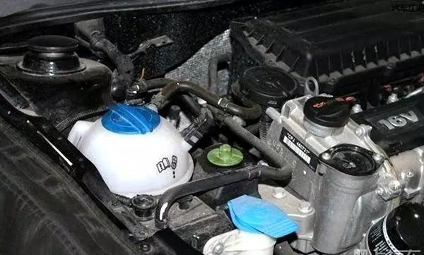 郴州车视界■汽车保养常识大全 经常被忽视的保养10大误区