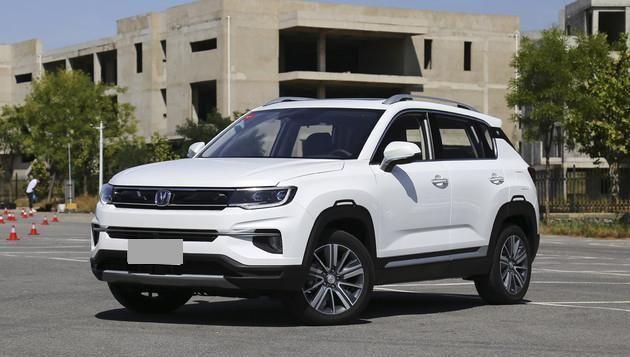 南昌华捷汽车：长安汽车和东南汽车各方面对比哪个更好点？