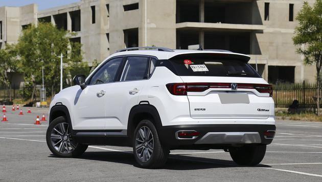 南昌华捷汽车：长安汽车和东南汽车各方面对比哪个更好点？