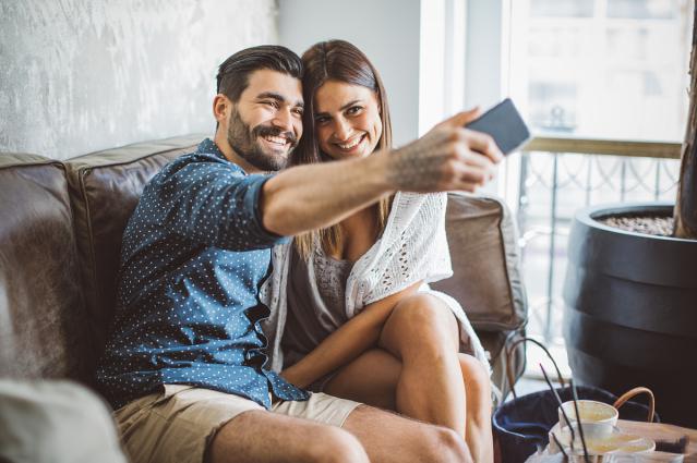 我用故事换你酒@夫妻睡觉前的三件“恩爱事”，你老公若做过一件，你就没嫁错人