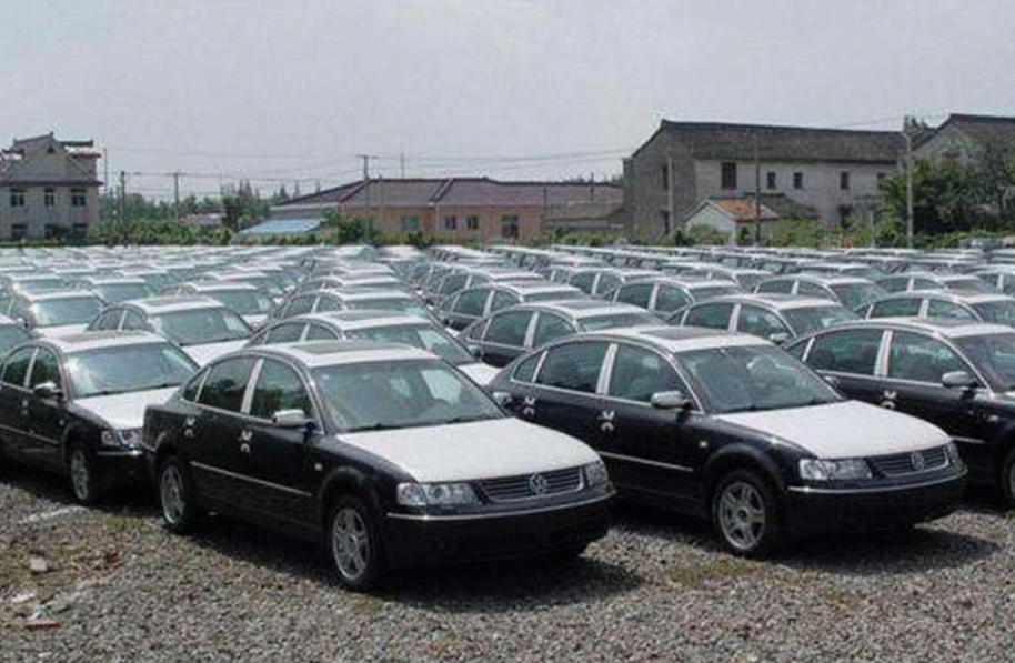 农村小刘：国五车“库存成灾”，为啥不降价甩卖？内部员工说漏嘴