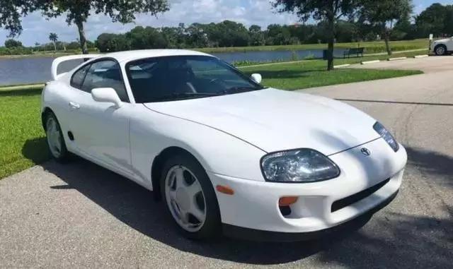 【蛋蛋懂车】二手车被拍出天价？是情怀值千金，还是有钱任性？