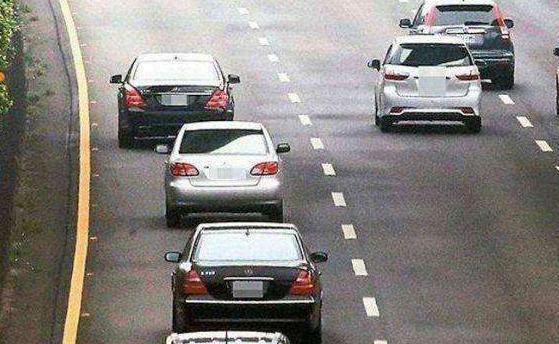 「车老炮」高速连续跑12小时，这3个问题就不请自来！不提前做好预防很危险