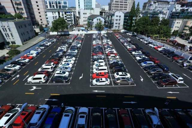 [汽车维修人]一二线城市取消限购限牌？消费者：说真的，更不敢买车了