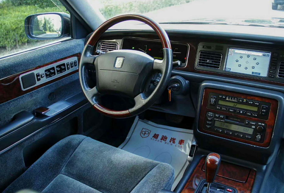 #汽车桌#日系豪车无人问津，就是这丰田世纪，日本天皇坐骑