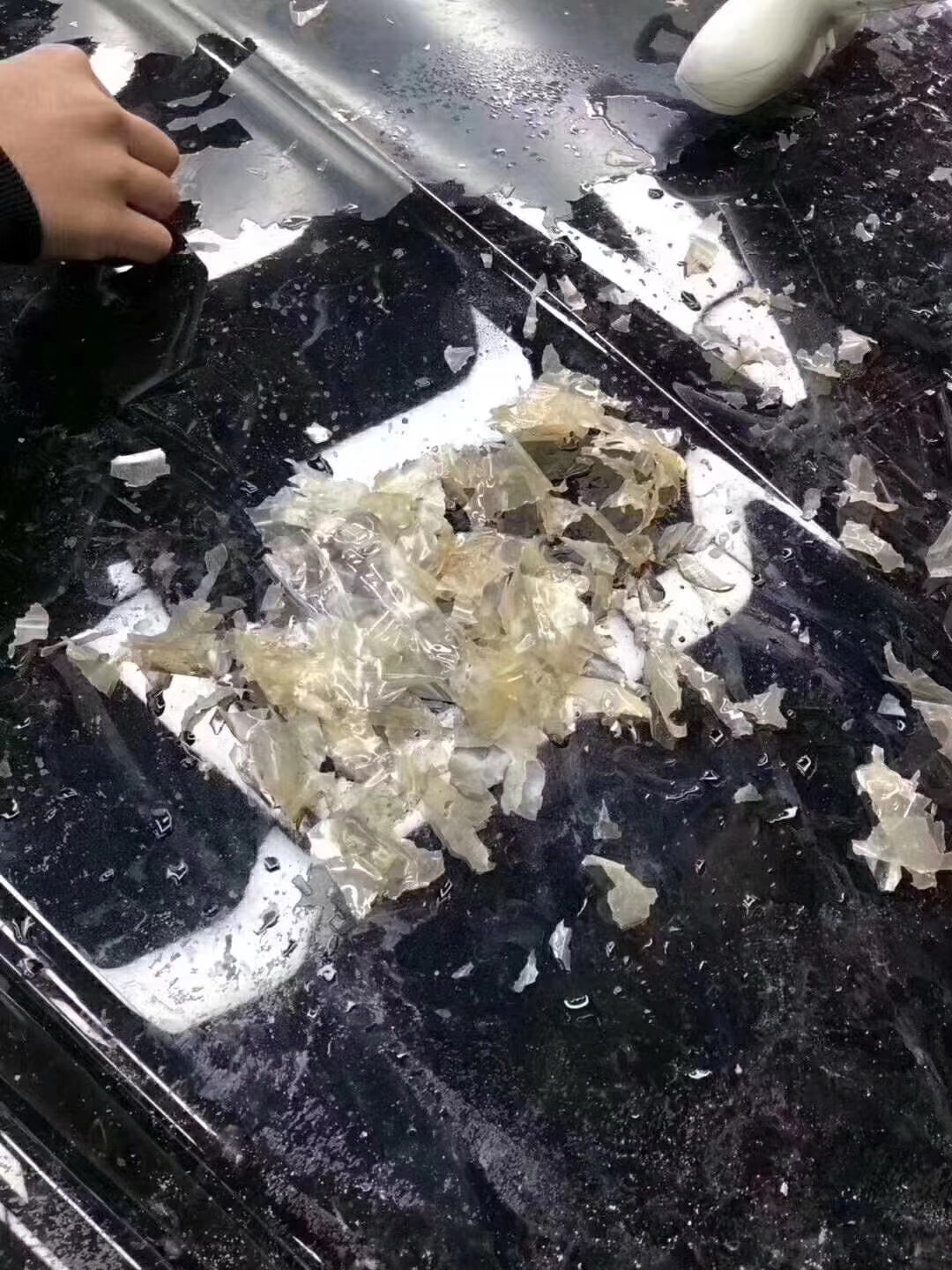 车家号@上海汽车车漆改色贴膜哪里好，全车车身改色膜需要多少钱呢