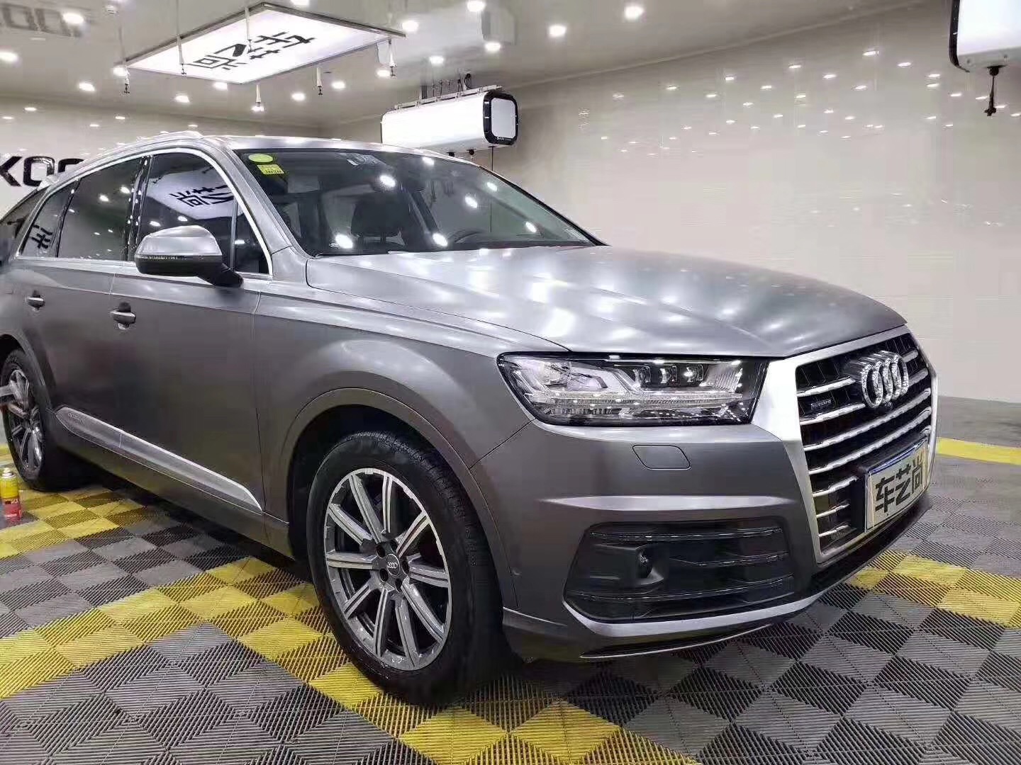 车家号@上海汽车车漆改色贴膜哪里好，全车车身改色膜需要多少钱呢