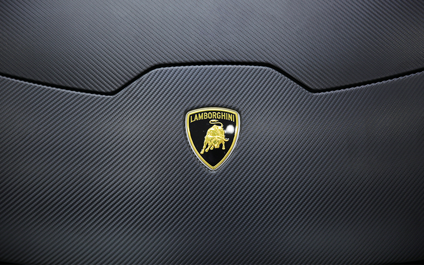 车家号@上海汽车车漆改色贴膜哪里好，全车车身改色膜需要多少钱呢