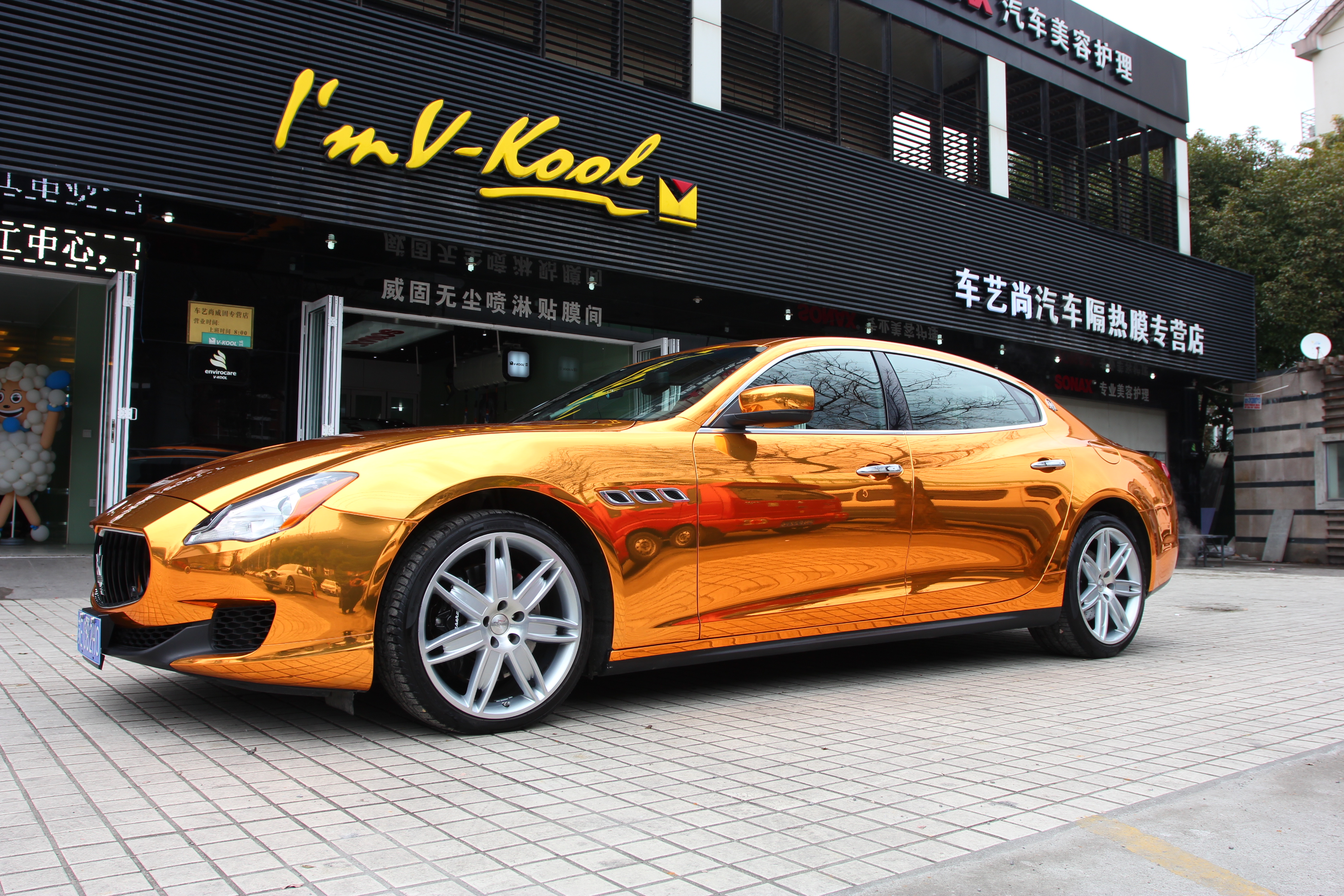 车家号@上海汽车车漆改色贴膜哪里好，全车车身改色膜需要多少钱呢