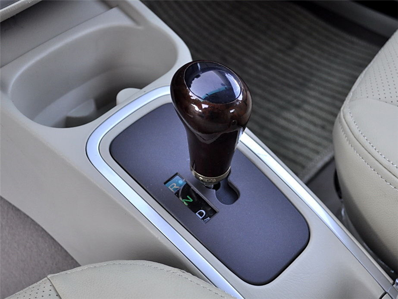 #汽车界小哥#为啥我的新能源汽车比别人的耗电？老司机：人家有的习惯你没有！