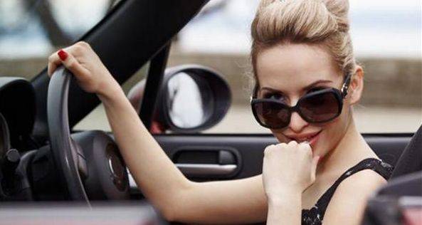 「汽车事事通」检查一下自己的车，这样东西每台上都要有！