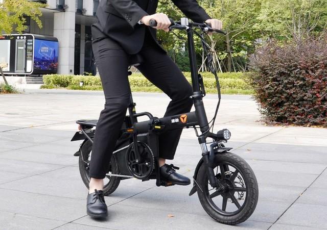 [潮人坐骑]电动车上牌套路真多 你有没有被忽悠？