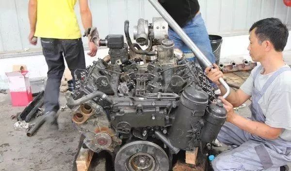 楚安汽车资料：废机油都去哪了？也许市面上的便宜货就是这么来的