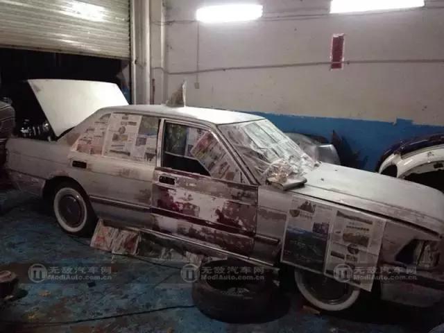 「家有汽车」注定中的缘分 那个复刻老皇冠的少年