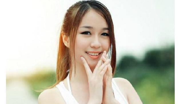 「幸福的拉拉」女人对你若有这6种表现，说明她在暗恋着你，不要错过了