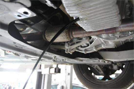 「文艺汽车达人」换机油时多4个心眼，汽修师傅会说你懂车，又能少花冤枉钱