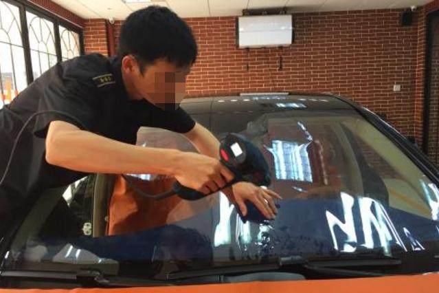 文艺汽车达人■交警提示，严查汽车车窗贴膜，不合格一次罚款150！尤其是这种车