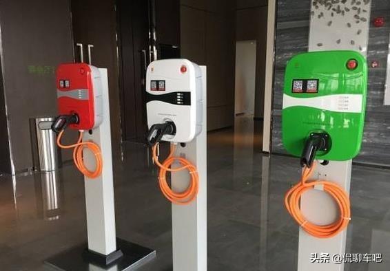 侃聊车吧：关于新能源汽车充电的小常识，你知道几个？
