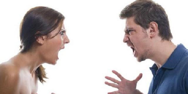 [小刘子谈情感]夫妻吵架后，没本事的男人往往会做这几件事，你做过吗