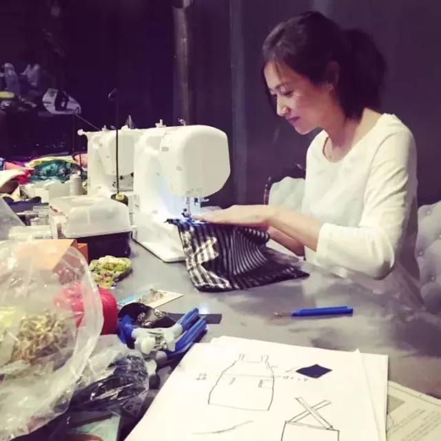 [美文鉴赏]人到中年不如狗