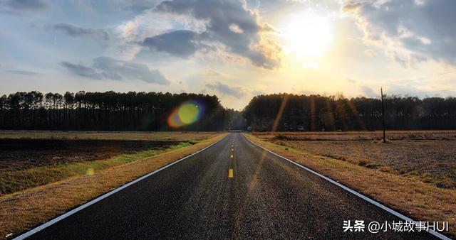 [老蒋书房]为什么现在的人过得都挺累，不是因为钱，而是这几个重要的原因