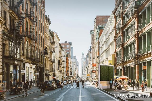 [老蒋书房]为什么现在的人过得都挺累，不是因为钱，而是这几个重要的原因