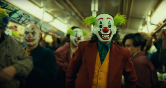 《小丑》在争议声中登顶北美周末票房榜