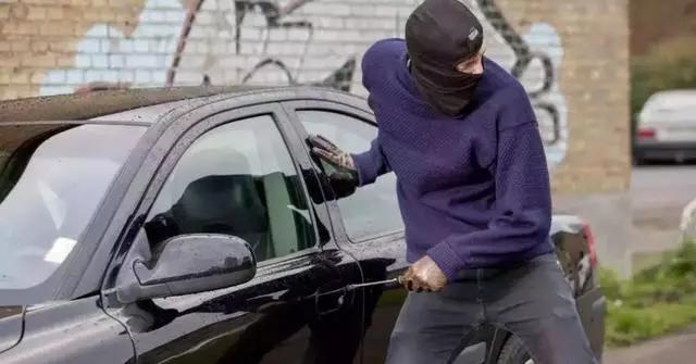 #言车社#有了不计免赔就万事大吉？这几种情况依旧不赔！