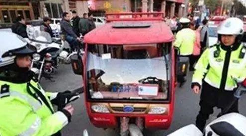 #包头之声#交警提醒：即日起，这种车将不能上路，被抓到直接扣车