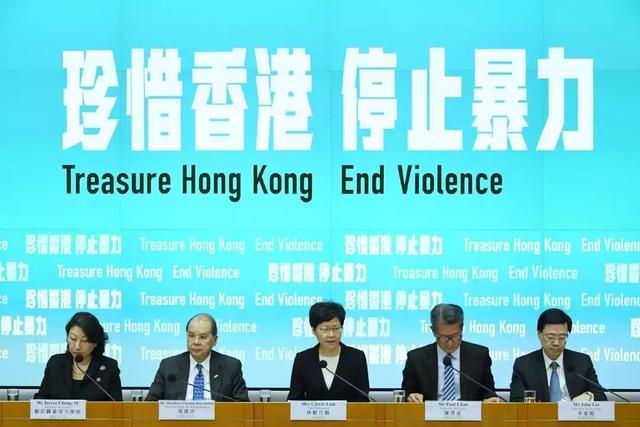 “反蒙面法”效果初显，香港两高官同日发文答疑
