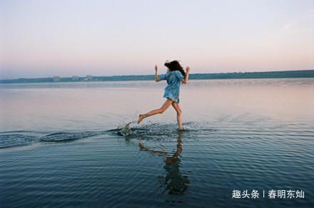 春明东灿@深夜流泪心痛的说说，句句扎心！