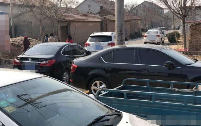 #车式样#农村又一“怪现象”，年轻人有车放着不开，却偏爱骑电动车？