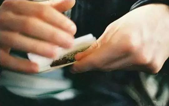 #校园留声机#三观不合，终究不是一路人