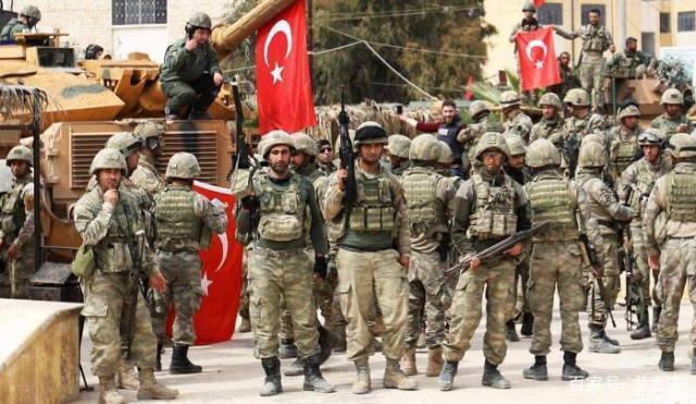 土耳其发出最后通牒，数万大军准备随时开打